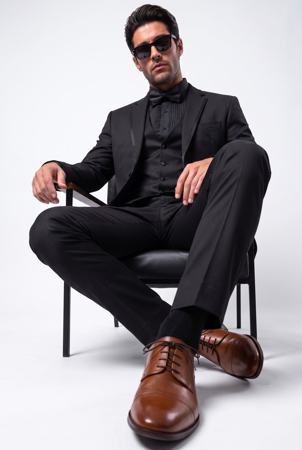 Italian Job 3-piece tuxedo with trim, style 1559