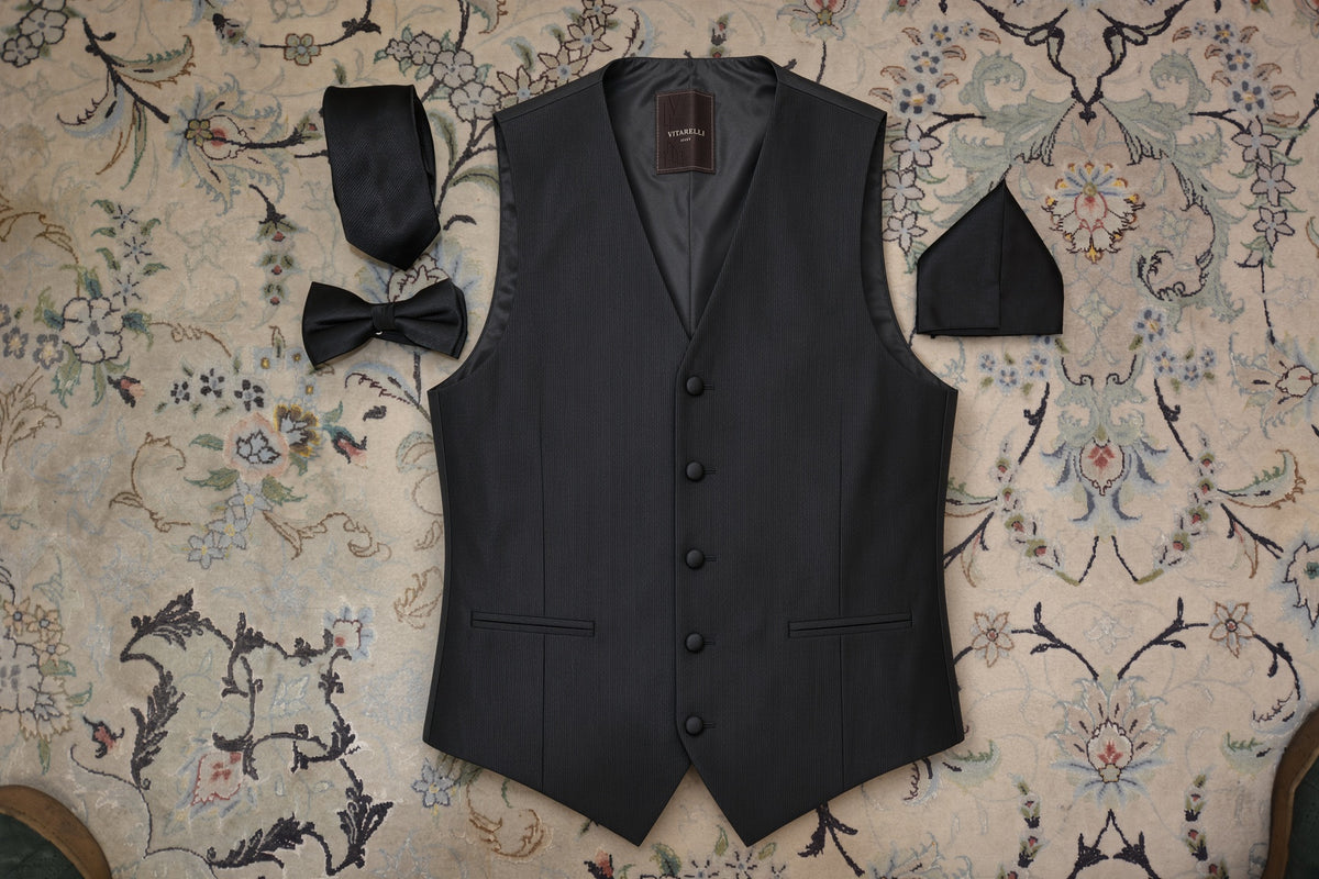 Vitarelli black men's vest, style V02