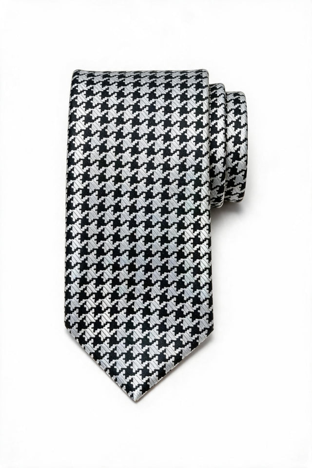 Vitarelli tie with matching pocket square